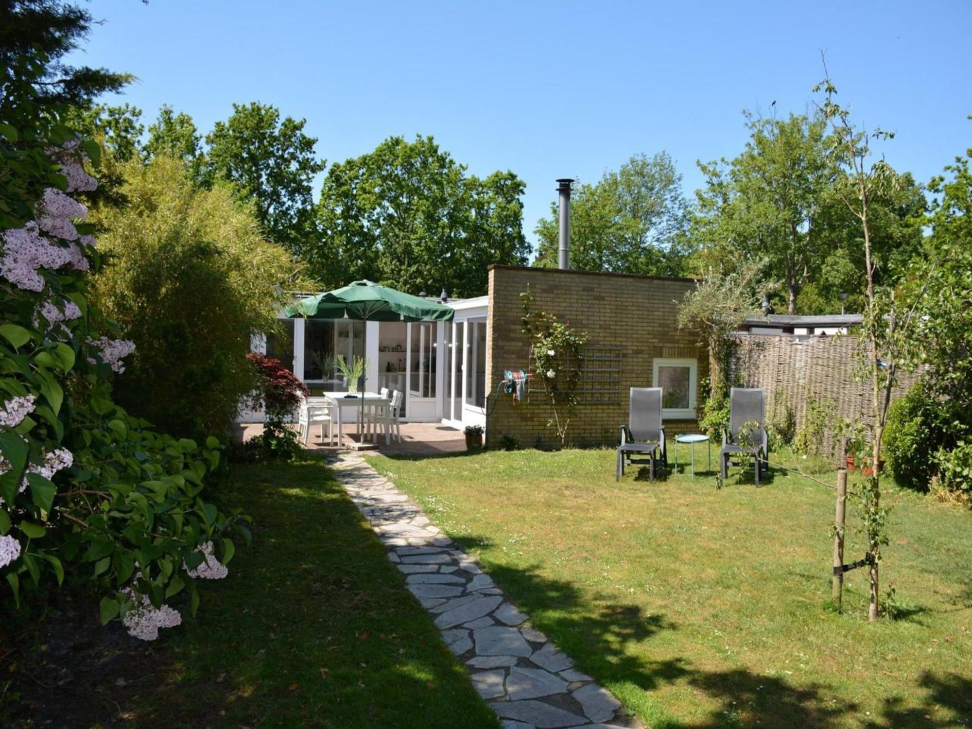 Gorgeous Bungalow For 2Pers At Duinland Sint Maartensvlotbrug Экстерьер фото