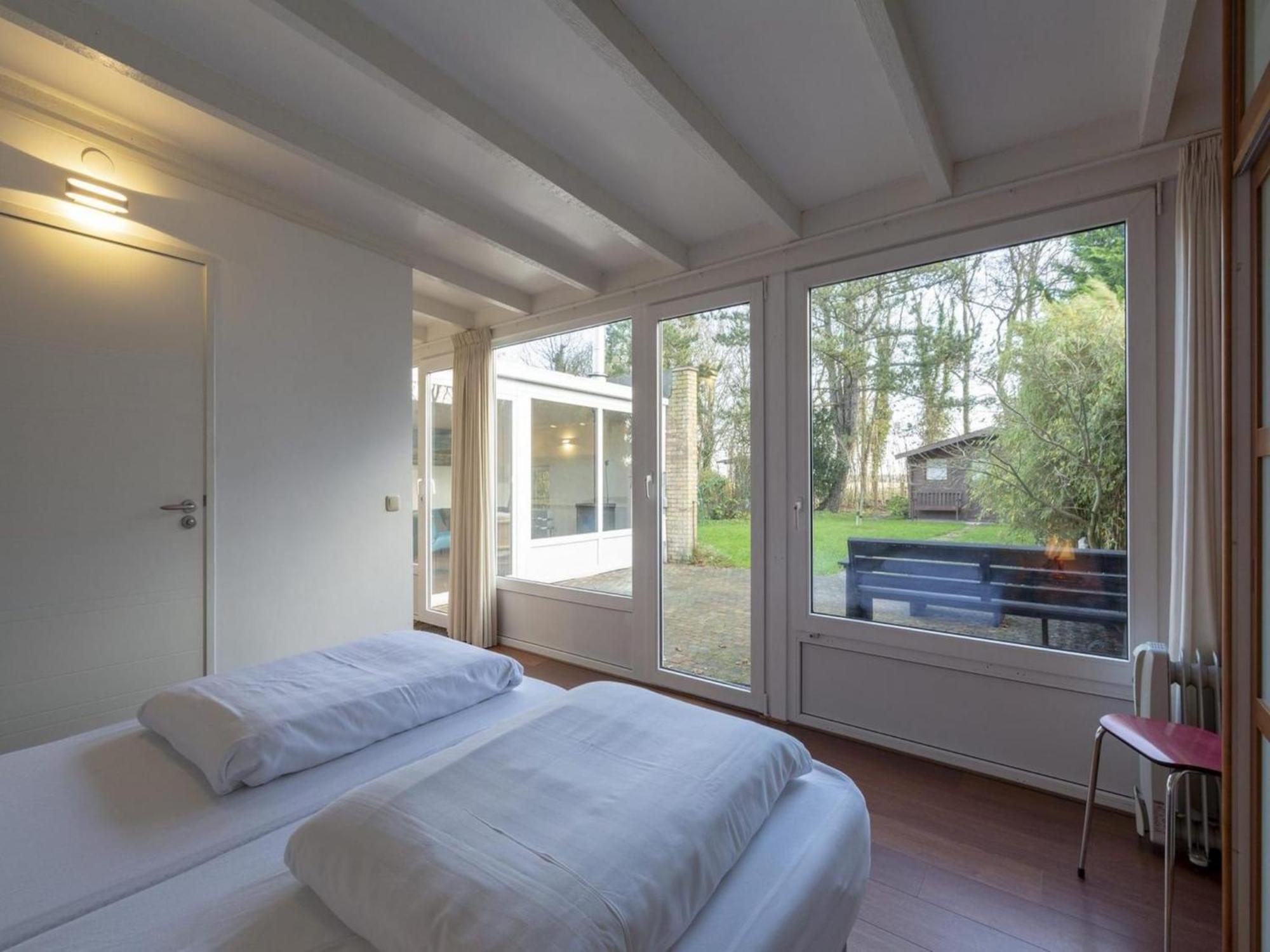 Gorgeous Bungalow For 2Pers At Duinland Sint Maartensvlotbrug Экстерьер фото